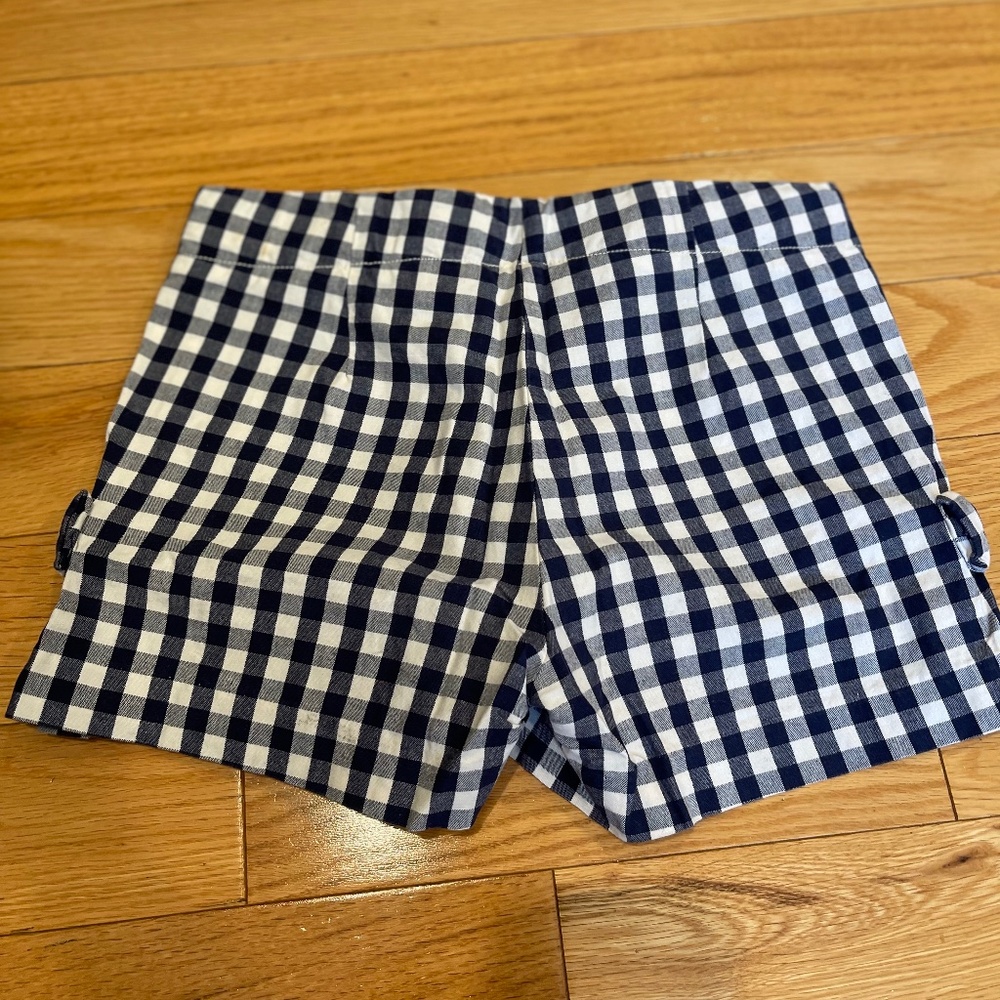 Shorts girls